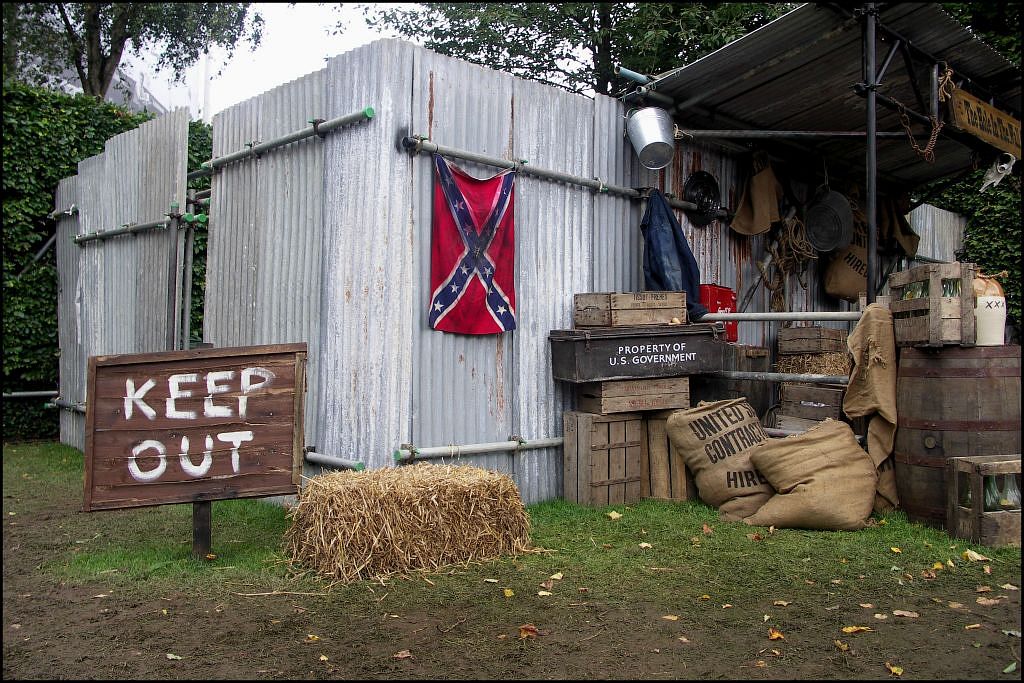 arrangement of american vehicles